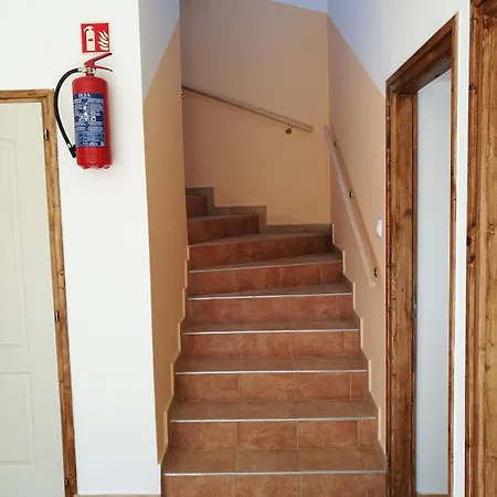 Nest Guesthouse-house For 16 People By The * Gardony